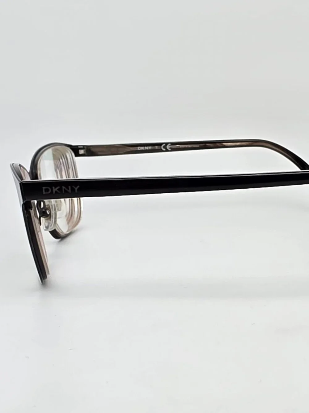 DKNY Donna Karan DY5650 1004 Black Cat Eye Eyeglasses Frame 53-16-140